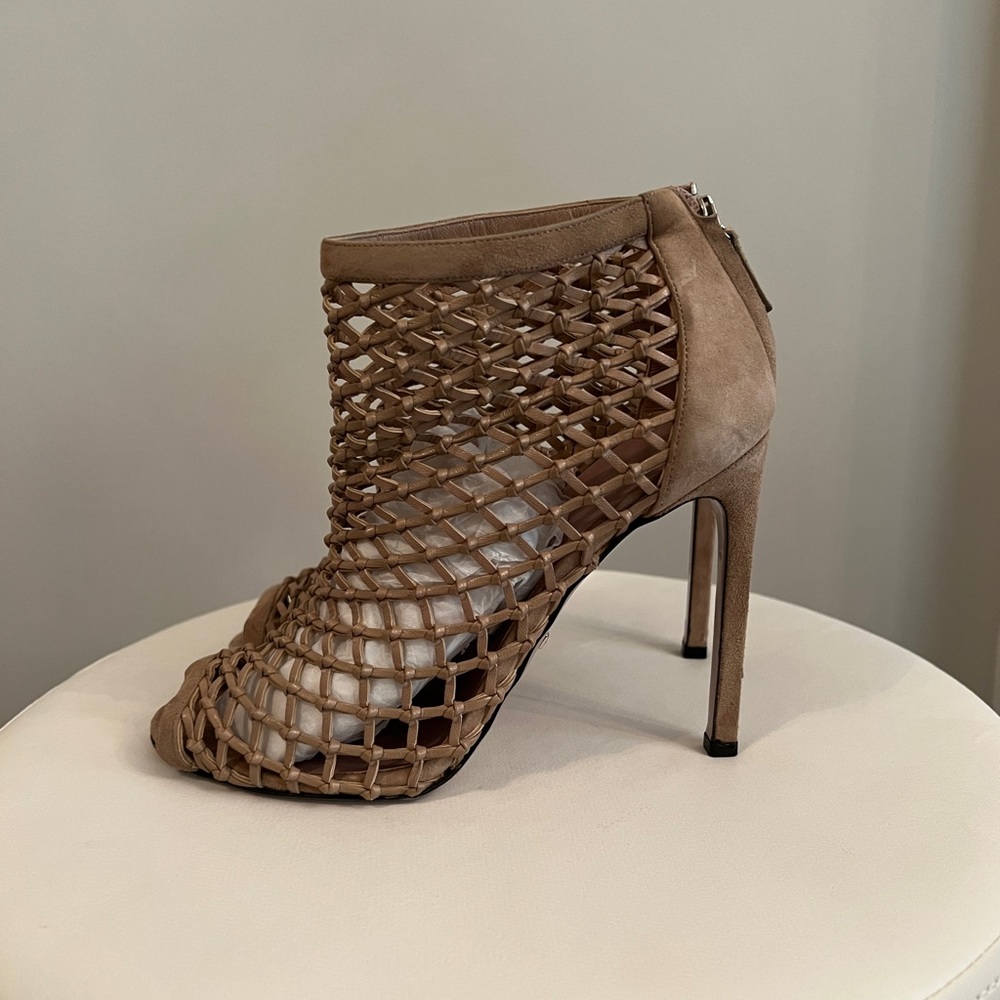 100% AUTHENTIC GUCCI ELGINE CAGED PEEP TOE BOOTIES